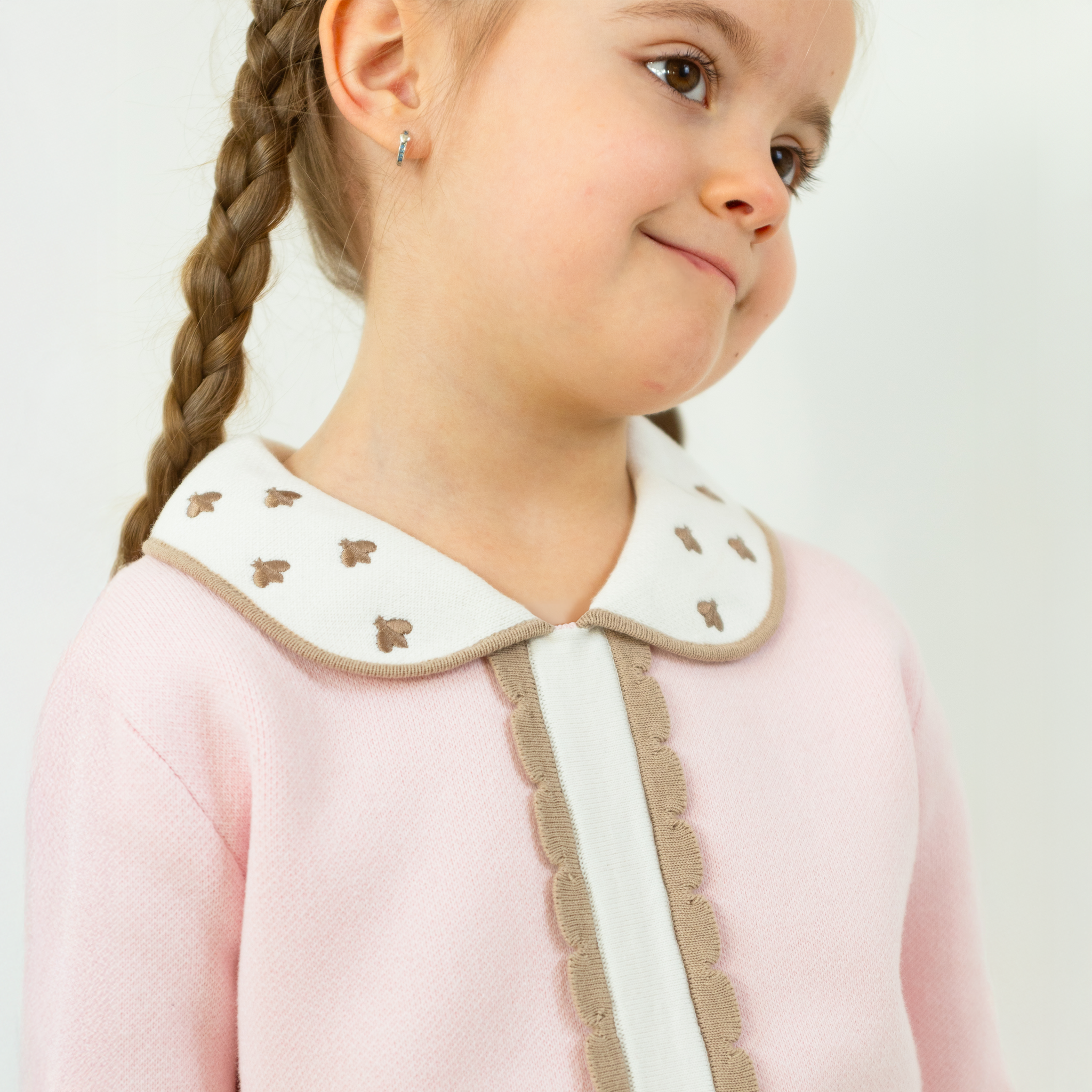 Scallop Soft Knitted Sweater with Collar and Front Placket